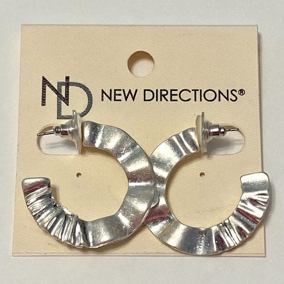 New Directions Open Hoop Silver Tone Earrings -NWT - Picture 3 of 4
